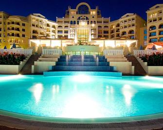 Duni Marina Royal Palace Hotel - Duni - Pool
