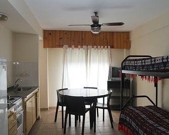 Tony Center III - Santa Teresita - Dining room