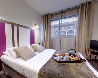 Hôtel Albion - Ajaccio - Schlafzimmer