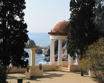 Hotel Stella Maris - בליינס - נוף חיצוני