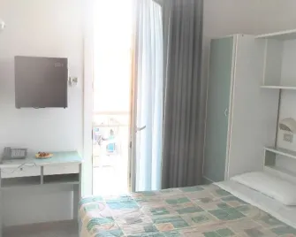 Hotel Aros - Torre Pedrera - Спальня