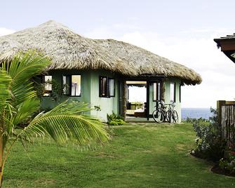 Jakes - Treasure Beach - Building