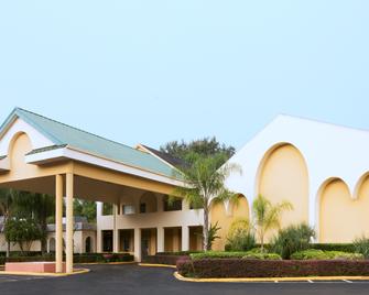 Days Inn by Wyndham Crystal River - Crystal River - Gebäude