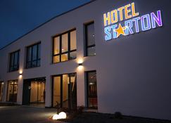 Hotel Starton am Village - Ingolstadt - Edifício