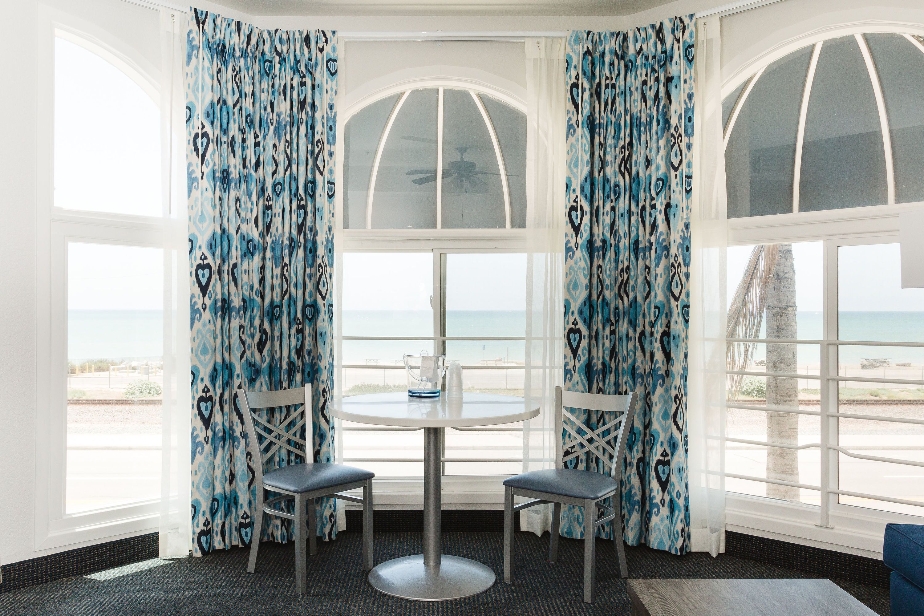 Beachfront Inn and Suites at Dana Point - Capistrano Beach - Room amenity