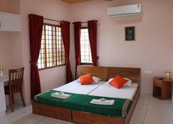 Homested Homestay Fort Kochi - Kochi - Bedroom