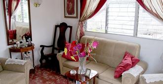 Casa Hostal Bayamo - Bayamo - Living room
