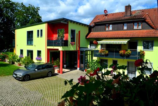 Rothsee Hotel - Allersberg - Building