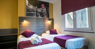 Flandria Hotel - Ghent - Bedroom