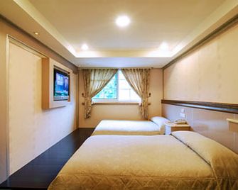 Alishan Shermuh Tourist Hotel - Chiayi City - Bedroom