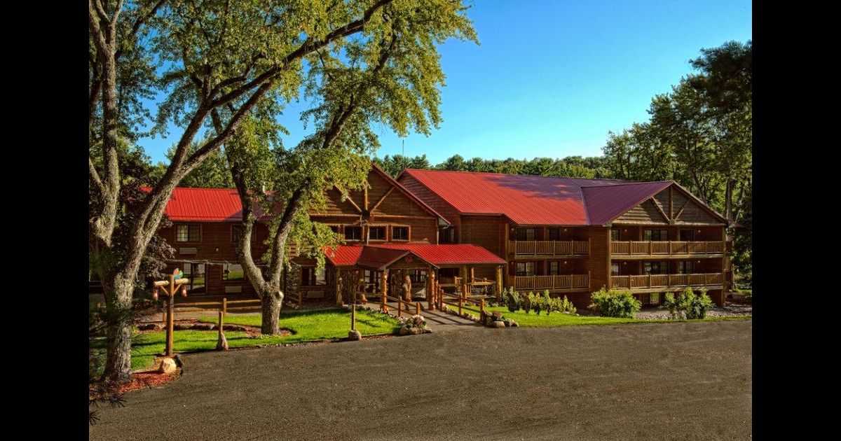 Meadowbrook Resort, Wisconsin Dells Compare Deals