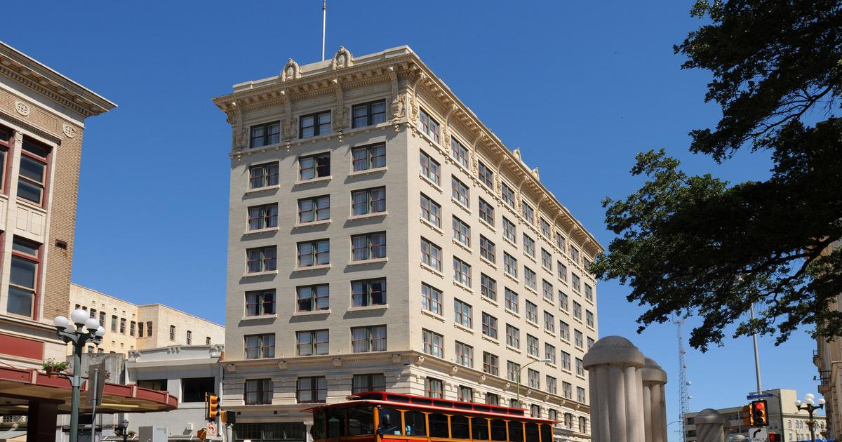 Hotel Gibbs Downtown Riverwalk from $77. San Antonio Hotel Deals ...