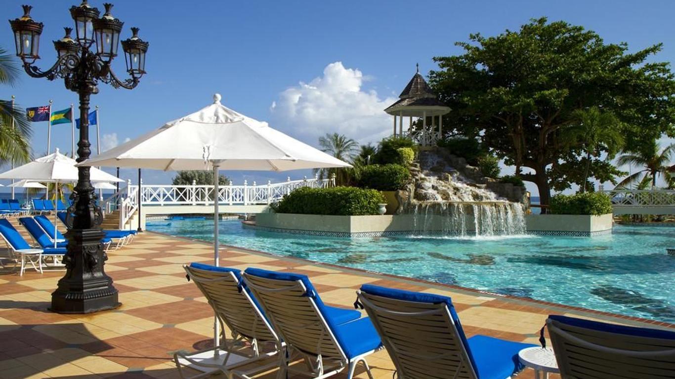 Sandals Dunn's River