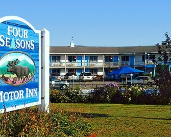 Four Seasons Motor Inn - Twin Mountain - Building