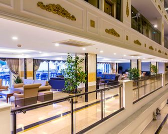 Kemer Dream Hotel - Kemer - Pasillo