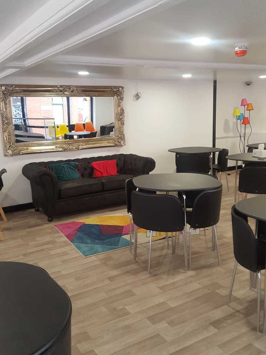 Rahman Hostel Manchester - Mánchester - Lounge