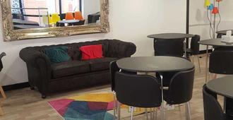 Rahman Piccadilly Hostel - Manchester - Lounge