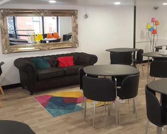Rahman Piccadilly Hostel - Mánchester - Lounge