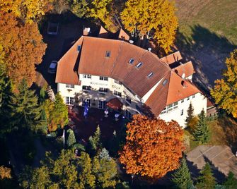 Hotel Am Wald B&B - Michendorf - Außenansicht