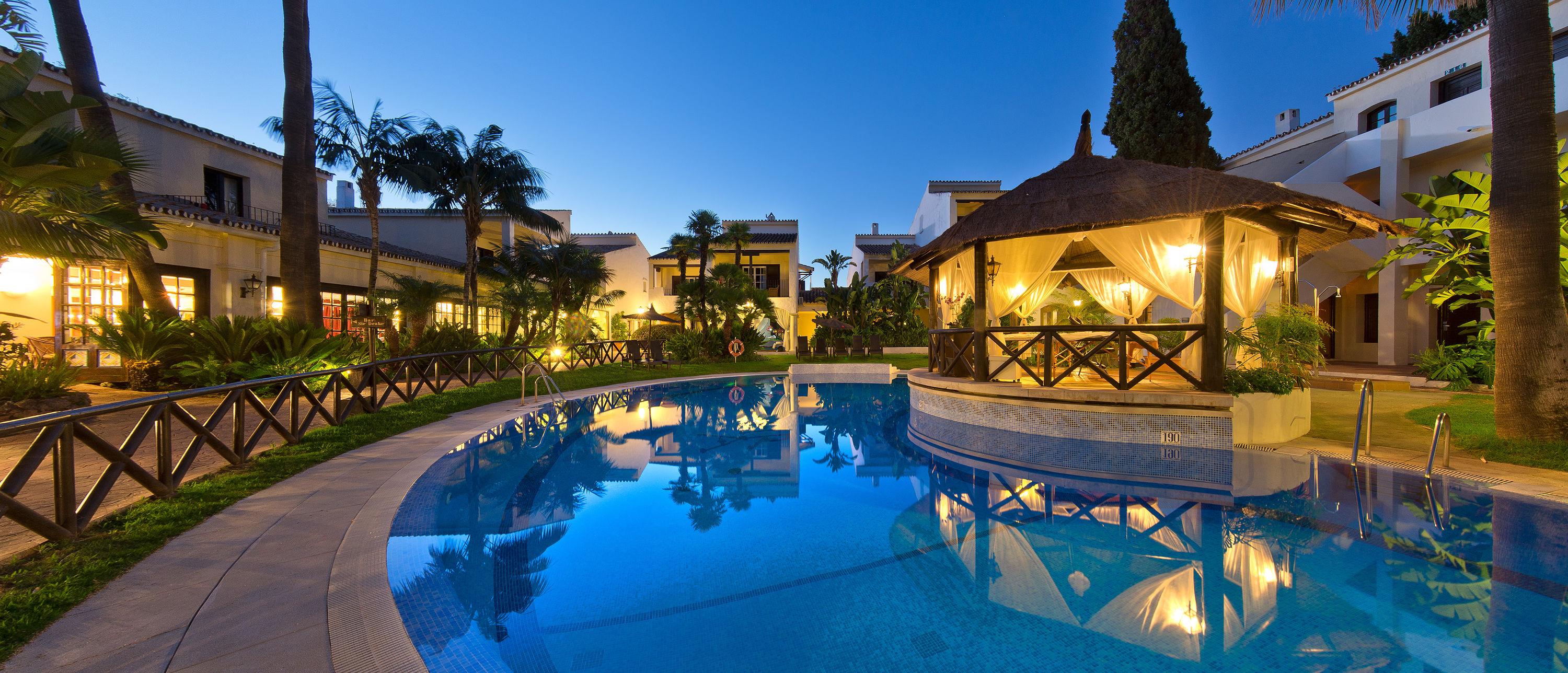 Puerto Banus, Hotels: Find $90 Hotel Deals