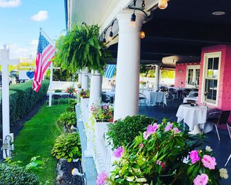 The Grenville Hotel and Restaurant - Bay Head - Außenansicht