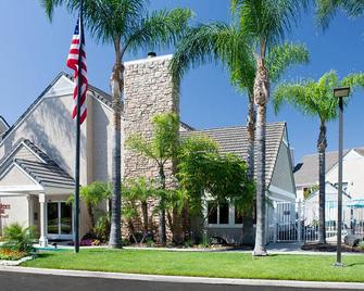 Residence Inn by Marriott Irvine Spectrum - Irvine - Edificio