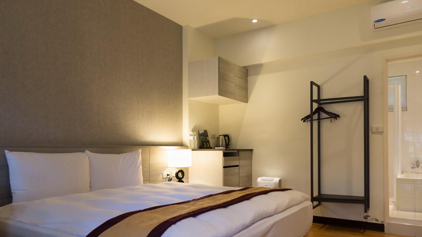 ليشان جست هاوس