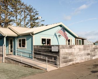 Oceanside Rv Resort & Campground - Coos Bay - Gebouw