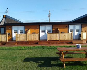 Motel au bord de l'eau - Rimouski - Edifício