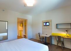Inter-Hôtel Westlodge Dardilly Lyon Nord - Dardilly - Chambre