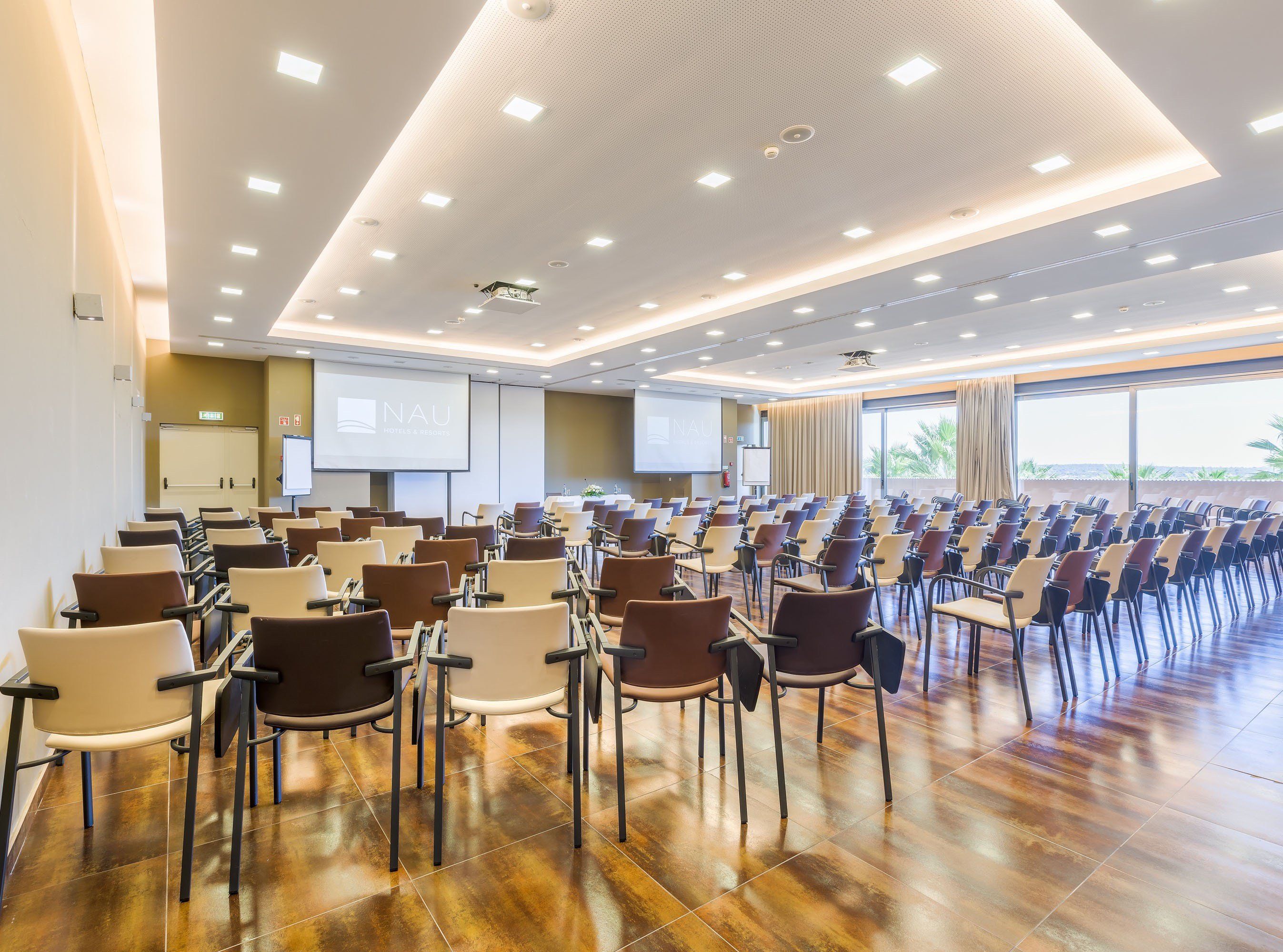 Conference room view of null, located in null. Image provided by Official Hotel Information