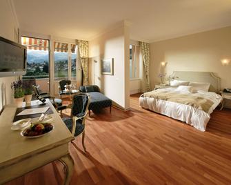 Hotel Eden Spiez - Spiez - Bedroom