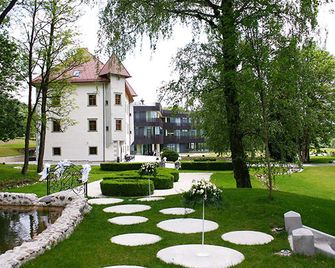Lambergh Château & Hotel - Begunje na Gorenjskem - Vista del exterior