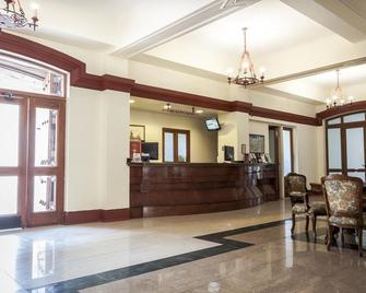 Hotel Francisco De Aguirre - La Serena - Lobby