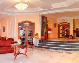 Jai Ma Inn Hotel - Katra - Lobby
