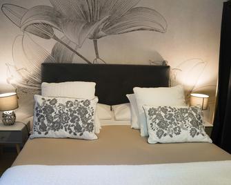 Domaine De L'Eau Vive - Largentière - Habitación