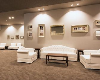Hotel Mystays Sapporo Nakajima Park - Sapporo - Lobby