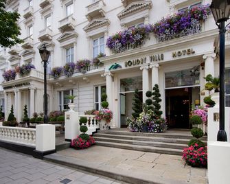 Holiday Villa Hotel And Suites - London - Building