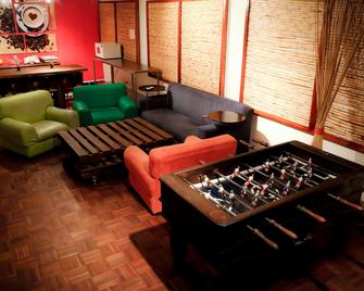 Blue House Youth Hostel - Quito - Lounge