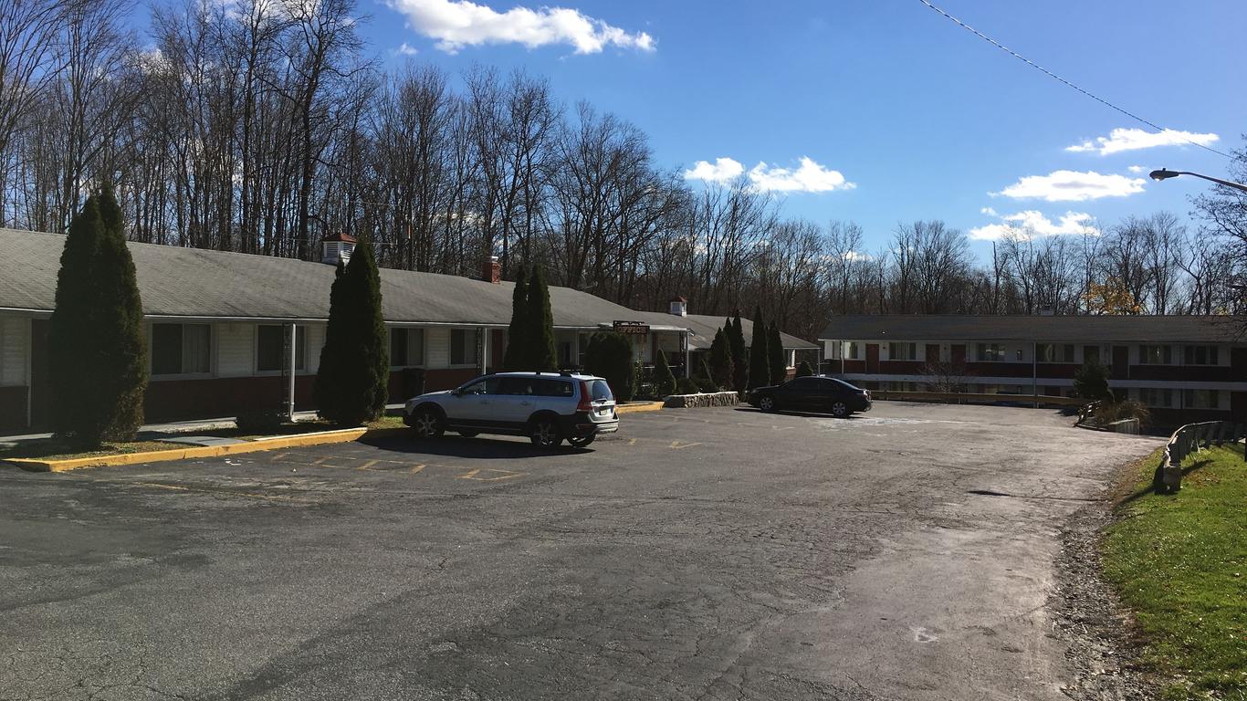 Budget Motor Inn- Mahopac