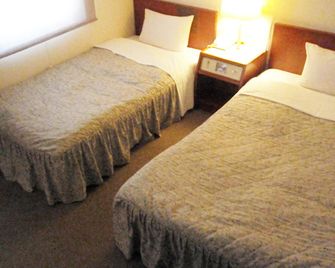 Business Hotel Oak Akishima - Akishima - Habitación