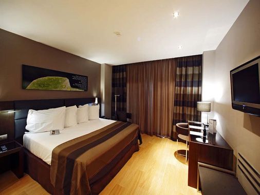 Eurostars Das Letras - Lisbon - Bedroom