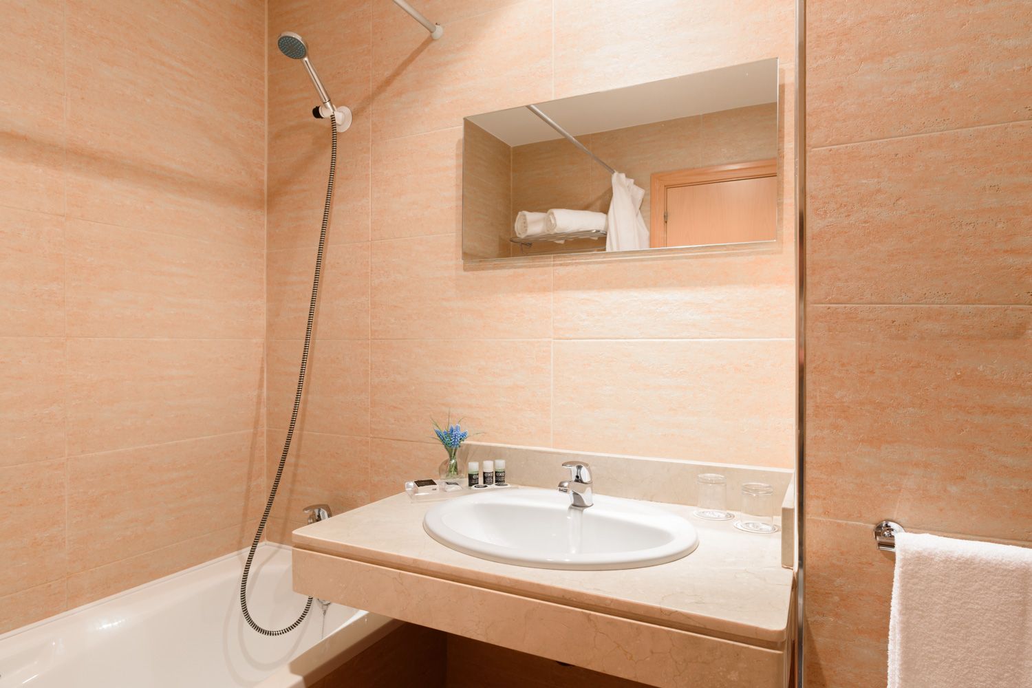 Exe Aparthotel Campus San Mames - León - Phòng tắm