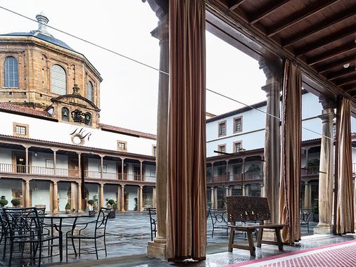 Eurostars Hotel De La Reconquista - Oviedo - Building