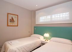 boulevard apartamentos by mimar - L'Alfàs del Pi - Slaapkamer