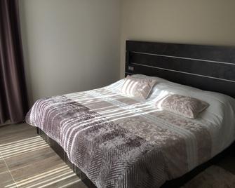 Hôtel Saint Roch - Martigues - Makuuhuone