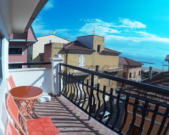 Birilli B&B - Civitanova Marche - Balcony