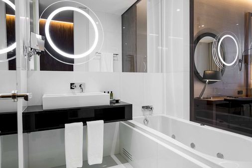 BessaHotel Liberdade - Lissabon - Bad