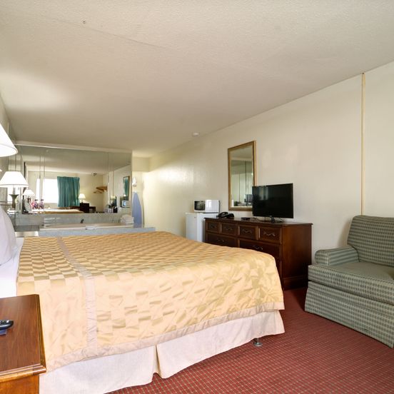 Bedroom view of Key West Inn - Newport News