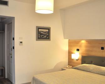 Hotel Regina - Grado - Phòng ngủ